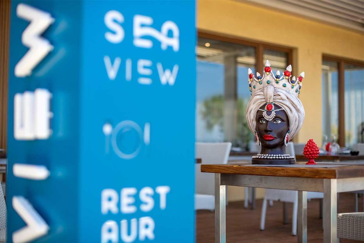 Hotel Riva Del Sole เชฟาลู ภายนอก รูปภาพ